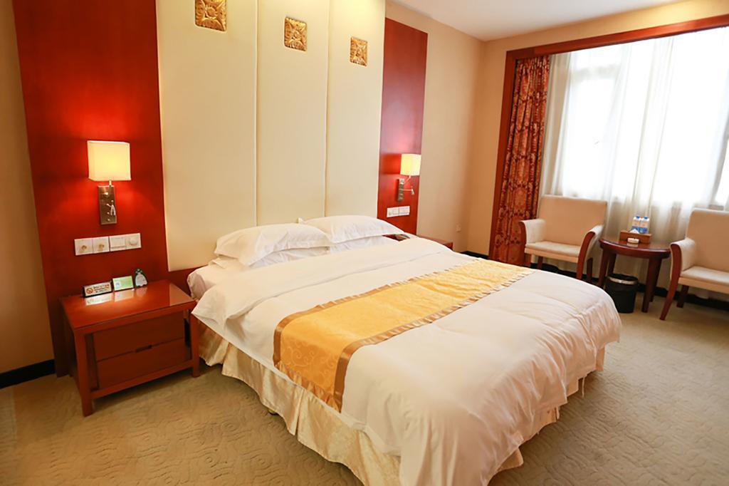 Habour Plaza Hotel Chaozhou Room photo