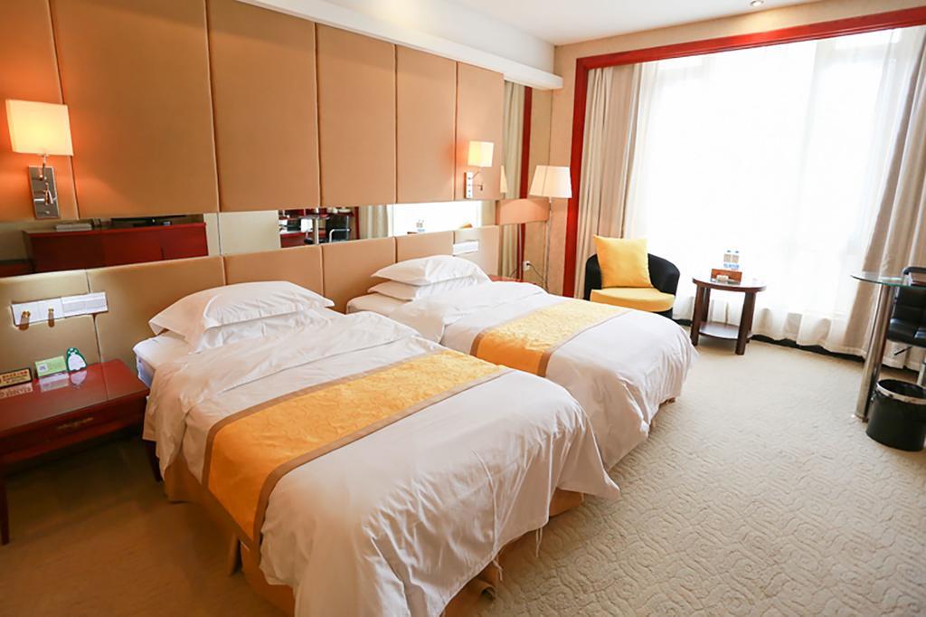Habour Plaza Hotel Chaozhou Room photo